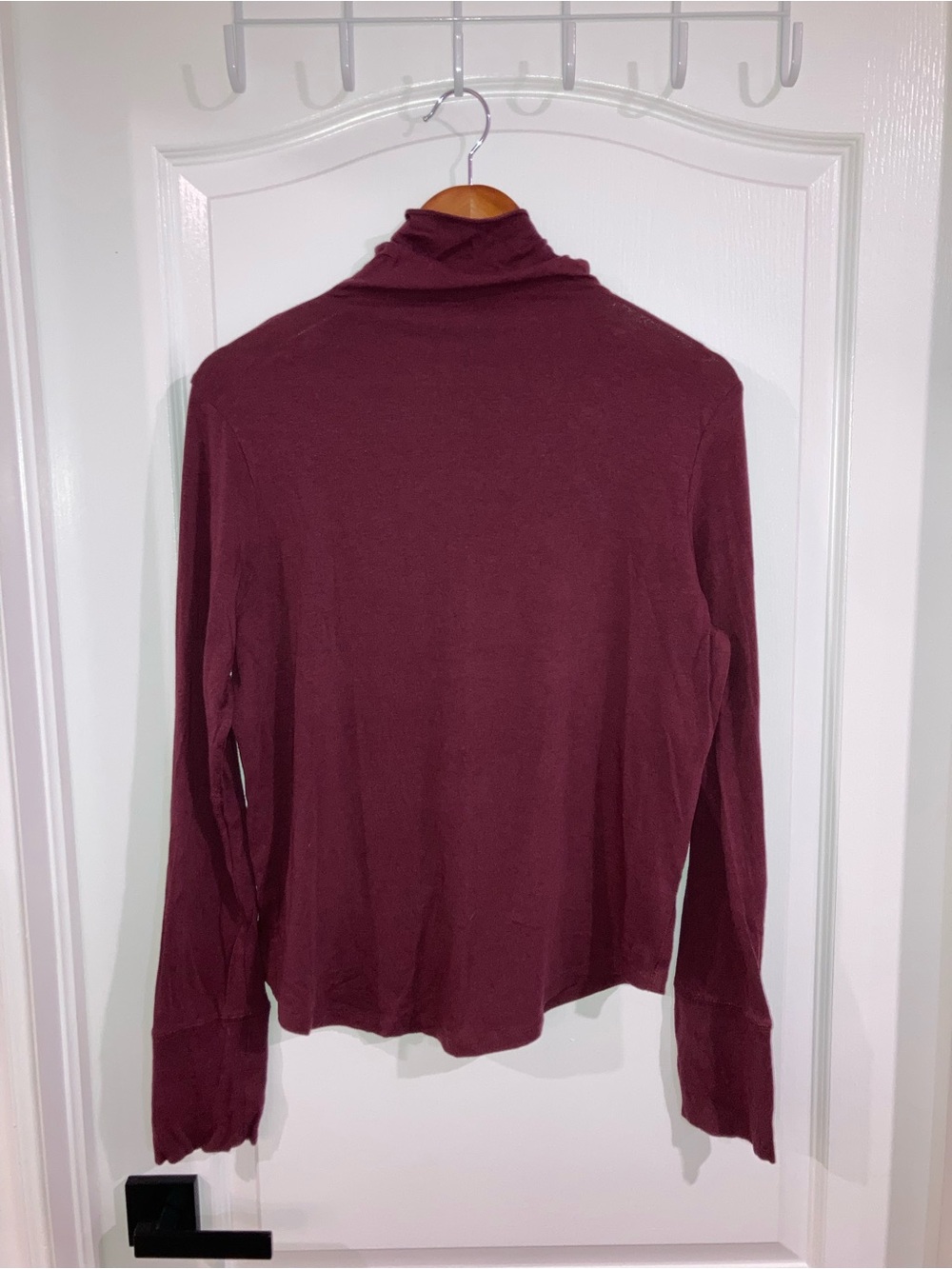 Gap Burgundy Feather Turtleneck Top - size XL